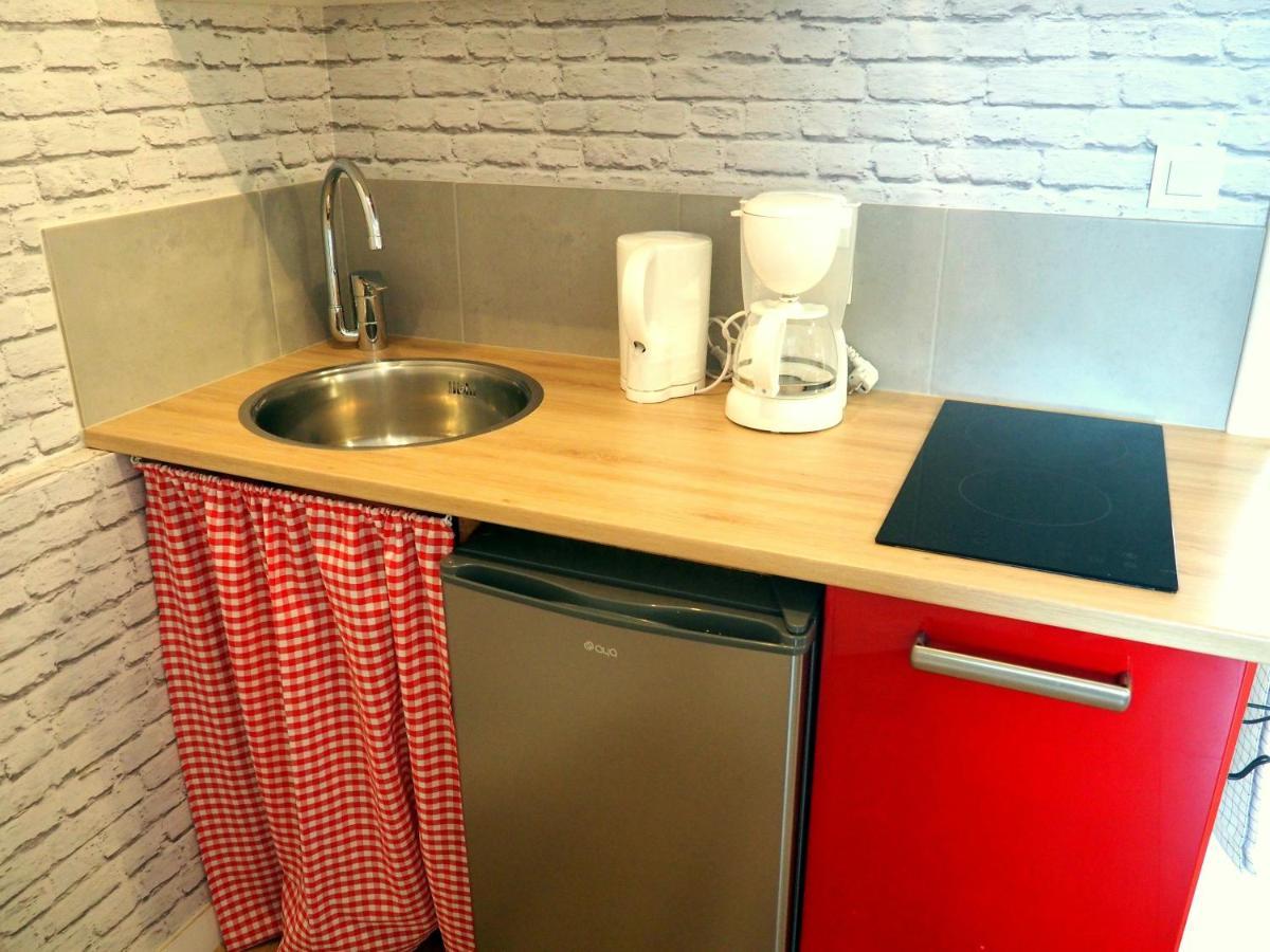 Appart Hotel Le Frenchy Brehal Экстерьер фото